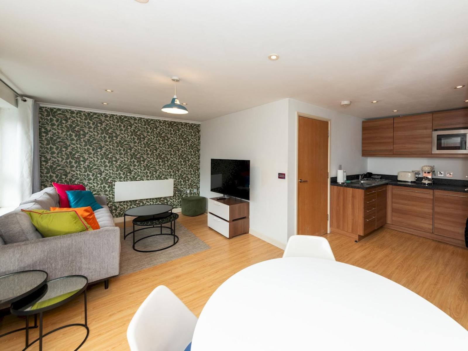 Pass The Keys Lovely Flat * Reading